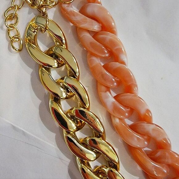#Lascana Resin Bi-Color Coral Gold Asymmetrical Chunky Chain Necklace - Picture 5 of 6